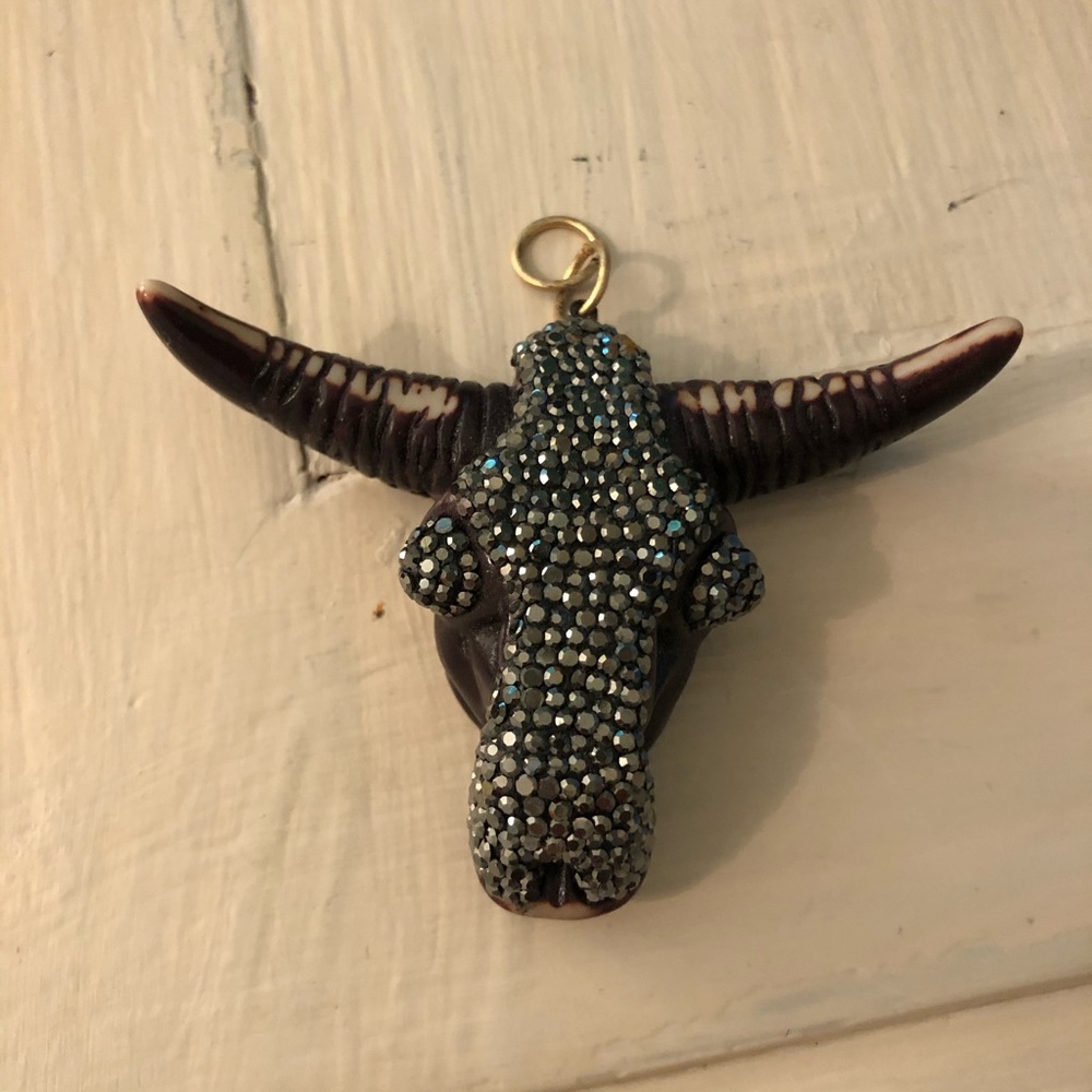 Bull head pendant